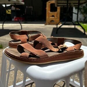 Chaco | Wayfarer Suede Sandals